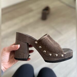 Candie’s Brown Wood Base Clogs size 8 1/2